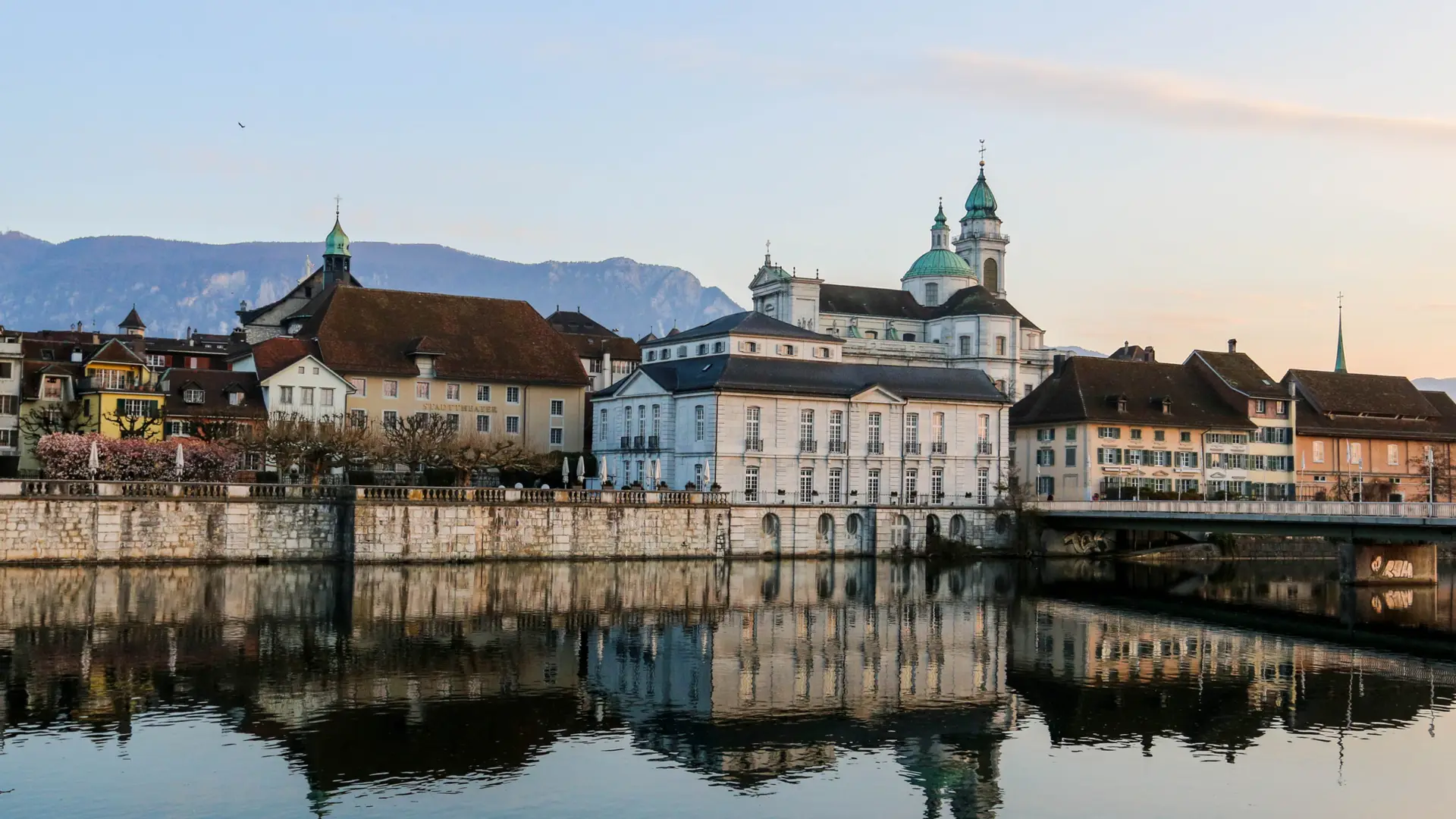 Sandmeier Immobilien - Immobilienmakler in Oberwil bei Büren